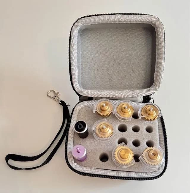 Estuche organizador rígido para cuchillas Cricut